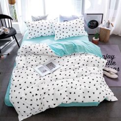 Единичен комплект спално бельо с ластик - YE011